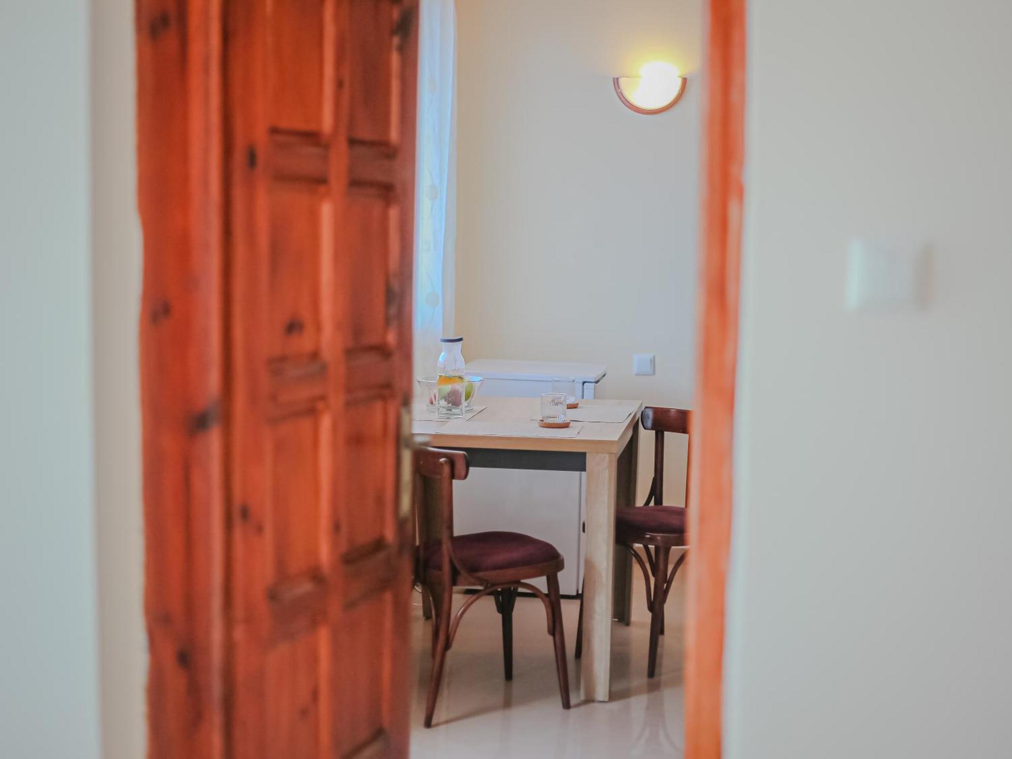 Bo'S Place Saints Constantine and Helena Esterno foto